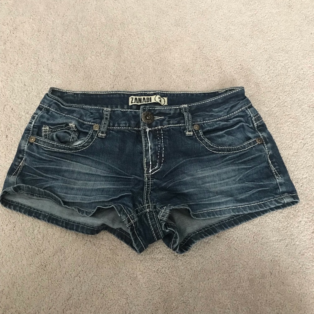 Zanabi size 7 bootie jean shorts